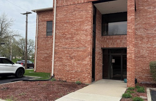 Dayton Condo | River-Side Loft 3500 SQ FT Downtown Dayton