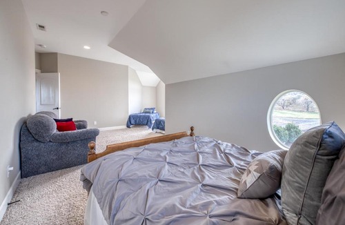 Hood River House | River Song Country Chateau