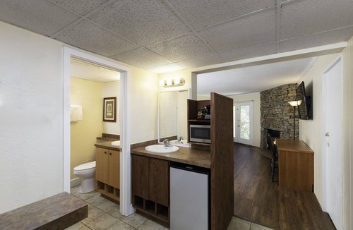 Gatlinburg Resort | River Terrace Resort & Convention Center
