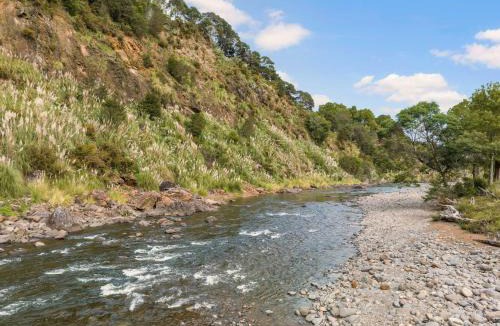 Thames Apartment | River Valley Escapes