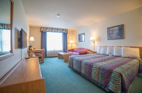 Osceola Hotel | River Valley Inn & Suites