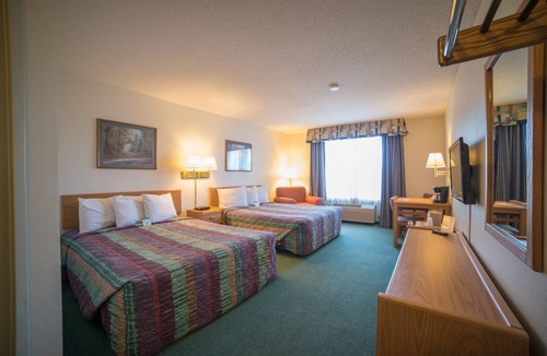 Osceola Hotel | River Valley Inn & Suites