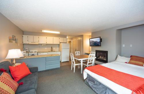 Bend House | River View 2 Bedroom