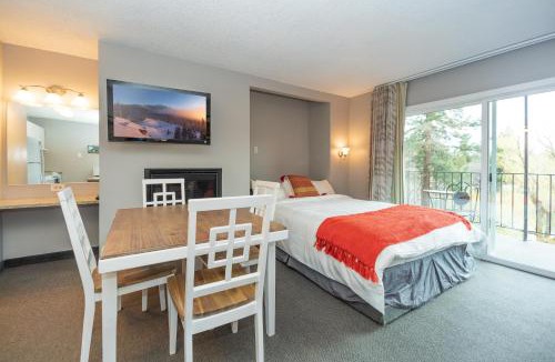 Bend House | River View 2 Bedroom