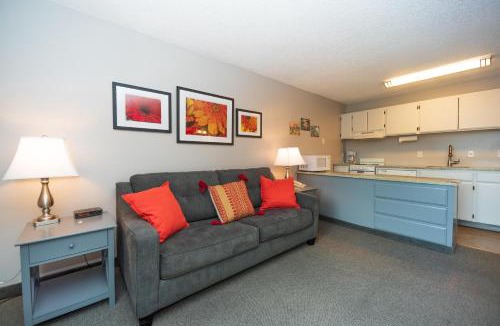 Bend House | River View 2 Bedroom