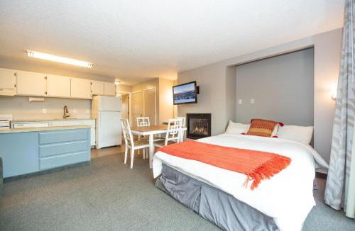 Bend House | River View 2 Bedroom