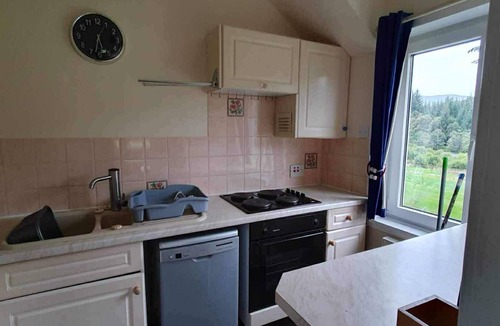 Whiteness Apartment | River View - 4 Bedroom Flat