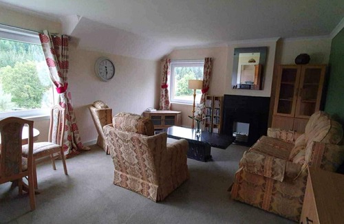 Whiteness Apartment | River View - 4 Bedroom Flat