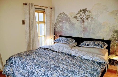 Wadsworth Apartment | River View Apartment