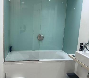 Salford Apartment | River view apartment