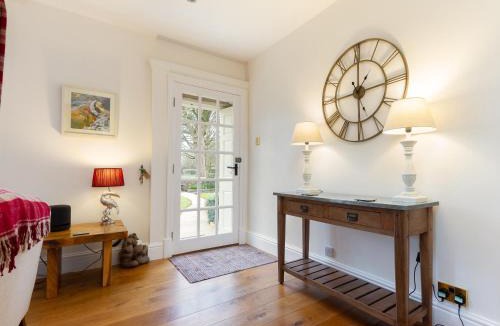 Eshton House | River View Cottage