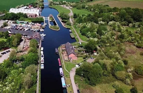 Stanley Cottage | River View Holiday Cottage in Yorkshire