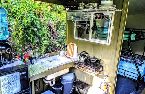 Pepeekeo Cabin | River View Rainforest Tiny Cabin with Kitchenette (No Cleaning Fee)