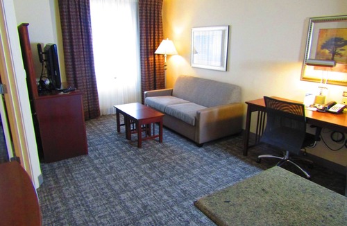 Rochester Apartment | River View Suite near University of Rochester