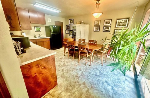 Roseburg House | River Vista Homes: Perfect for Fishing, Swimming, and Relaxing by the Water