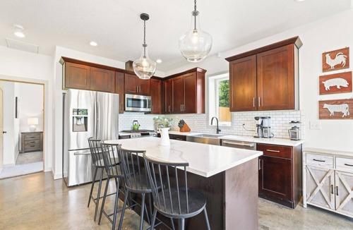 Newberg House | River Wine Farmhouse