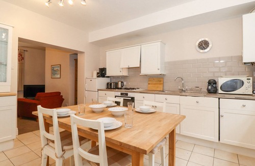 Grasmere Cottage | Riverbank