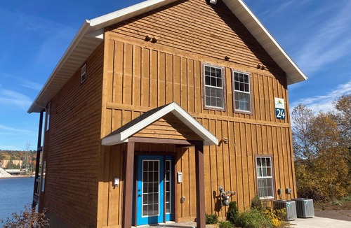 Houghton Cabin | Riverbank Trailside Cabin 24A