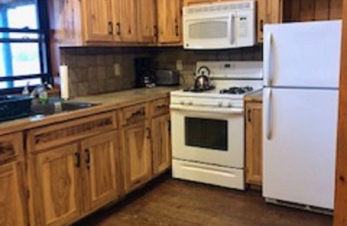 Chippewa Bay Cottage | Riverbay Adventure Inn