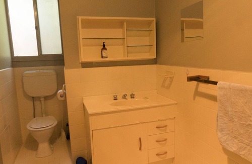 Gipsy Point Bed & Breakfast | Riverbed on the water