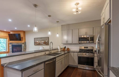 Lake Placid House | Riverbend #19 Luxury Town Home - Close to town