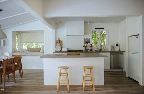 Narrowsburg House | Riverbend: Delaware River Access | Tranquility