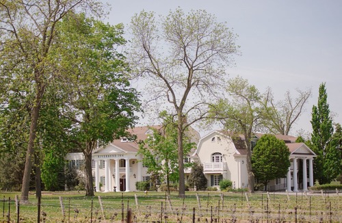 Niagara-on-the-Lake Hotel | Riverbend Inn and Vineyard