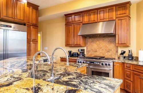 Bentonville House | Riverbend Lodge Spacious Riverfront Home with Hot Tub, Pool & Mountain view