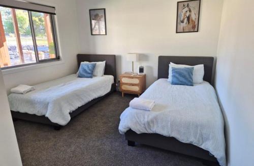 Tamborine House | Riverbend Ranch Tamborine