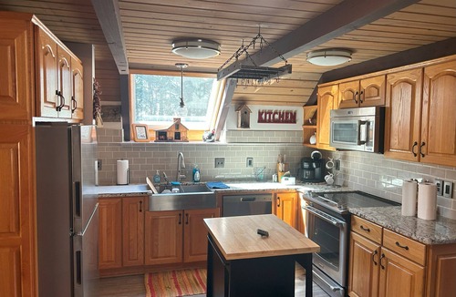 Watertown House | Riverbend Retreat Black River