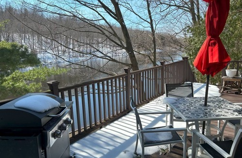 Watertown House | Riverbend Retreat Black River