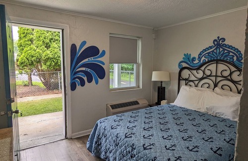 Madison Hotel | Riverboat Inn and Suites