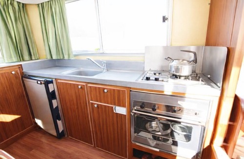 Saint-Usage House | Riverboat with dockside terrace or navigation option WITHOUT PERMIT