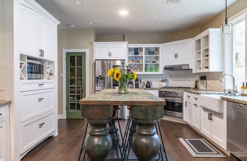 Davenport Ranch West House | Rivercrest Oasis on Lake Austin Street with Private Dock, Pool & Hot Tub