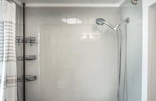 Greeneville Other | Riverfront 1800s Stagecoach Inn! Completely remodeled with 5 beds/5 baths