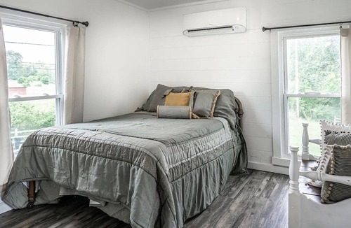 Greeneville Other | Riverfront 1800s Stagecoach Inn! Completely remodeled with 5 beds/5 baths