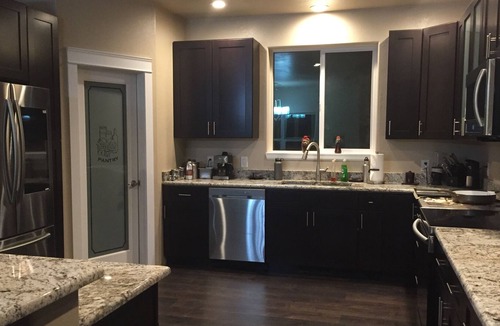 Gold Hill House | Riverfront 2-Story House Overlooking Rogue River