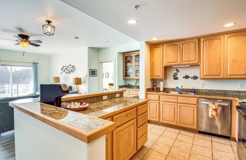 Florence Condo | Riverfront Apt in Old Town Florence!