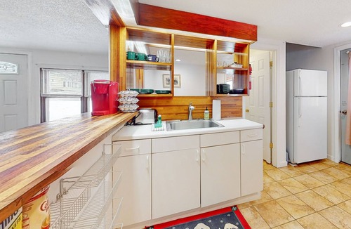 Rochester Apartment | Riverfront apt with river & mtn views, beach access, canoes, hammock, firepit