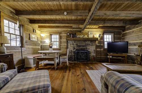 Luray Cabin | Riverfront Cabin! Farm, Trail & Kayaks (BB)