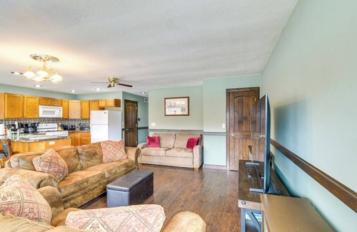 Pella Cabin | Riverfront Cabin Near Dtwn Pella w/Game Room!