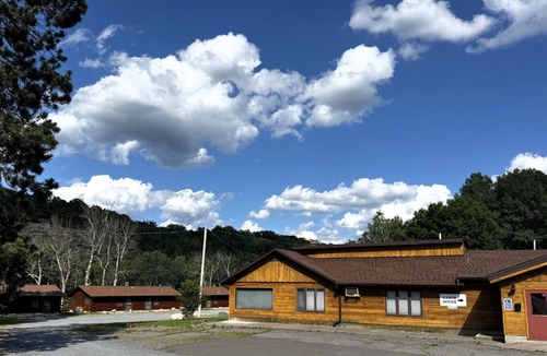 Crystal Falls Cabin | Riverfront Cabin #3.