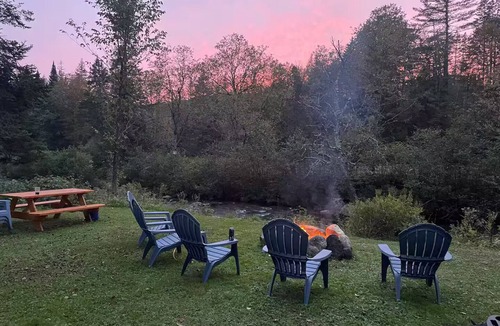 East Haven Cabin | Riverfront Cabin with Burke Mountain Views