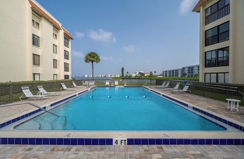Cocoa Isles Condo | RIVERFRONT CONDO LIVING! Marvelous 2-bedroom condo in Cocoa Beach