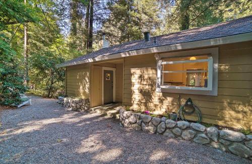 Ben Lomond House | Riverfront Cottage in Redwoods with Decks and Beach!