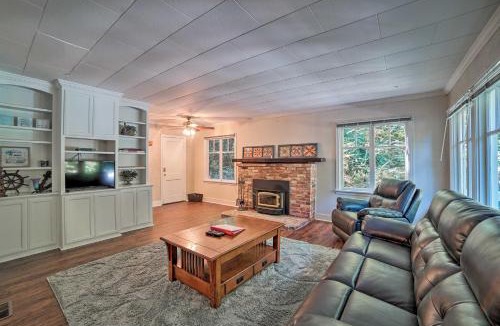 Ben Lomond House | Riverfront Cottage in Redwoods with Decks and Beach!