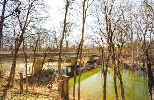Covington House | Riverfront Covington Cabin w/Deck & Fire Pit!