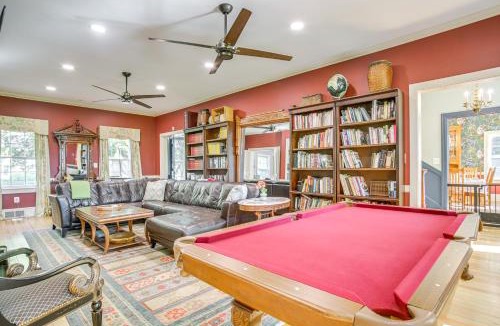 Denton House | Riverfront Denton Estate on 7 Acres w/Heated Pool
