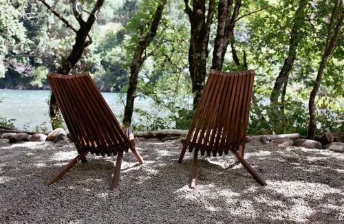 Westfir RV Rental | Riverfront Dome Escape w/Sauna