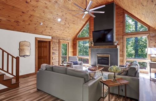 Mount Airy Cabin | Riverfront Escape: Pool, Hot Tub, Disc Golf, Fire Pit, Games, Adventure Tower